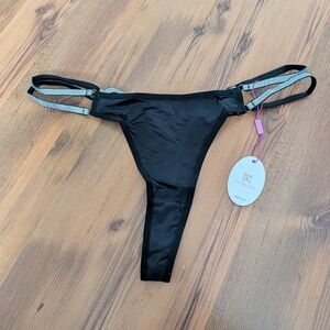 BNWT Avidlove Plus Size Black Thong with Silver-Strap Detail
